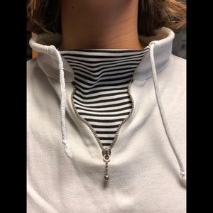 Vintage Collared Sweatshirt